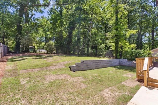 725 Alta Place NW, Atlanta, GA 30318