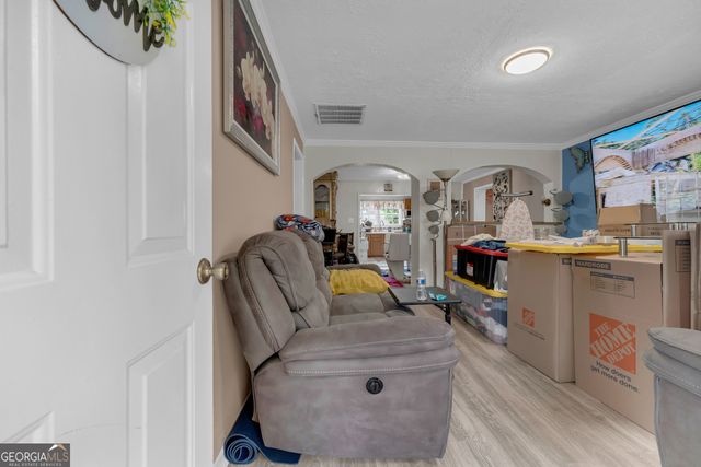3759 Old Plainview Road, Flowery Branch, GA 30542