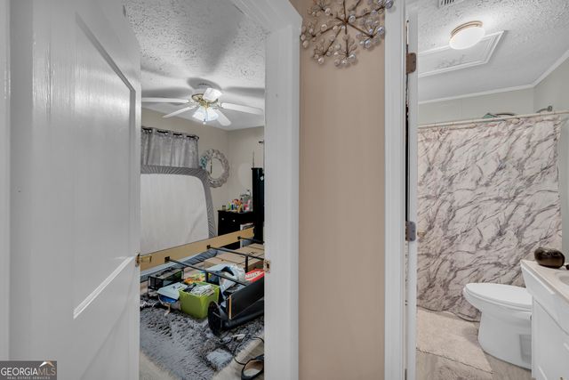 3759 Old Plainview Road, Flowery Branch, GA 30542