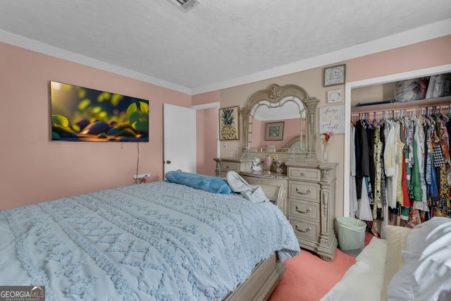 3759 Old Plainview Road, Flowery Branch, GA 30542