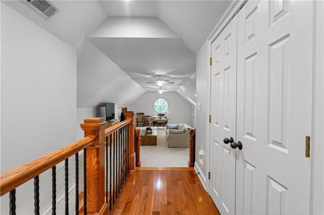 180 Ashborough Park, Fayetteville, GA 30215