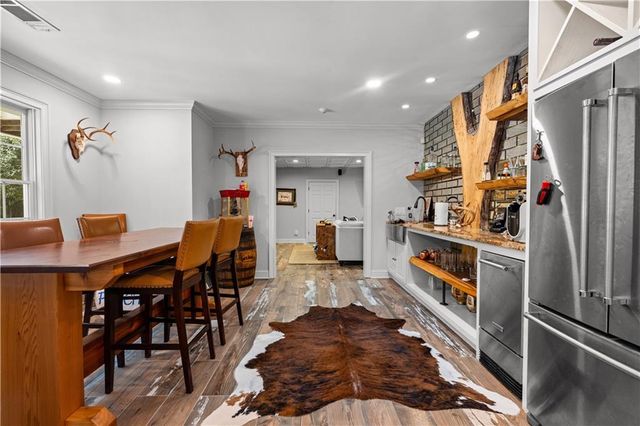 180 Ashborough Park, Fayetteville, GA 30215
