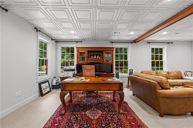 180 Ashborough Park, Fayetteville, GA 30215