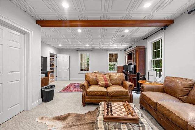 180 Ashborough Park, Fayetteville, GA 30215