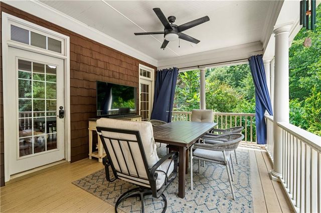 180 Ashborough Park, Fayetteville, GA 30215