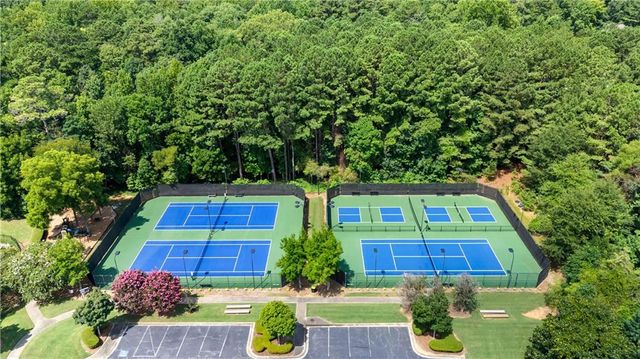 180 Ashborough Park, Fayetteville, GA 30215