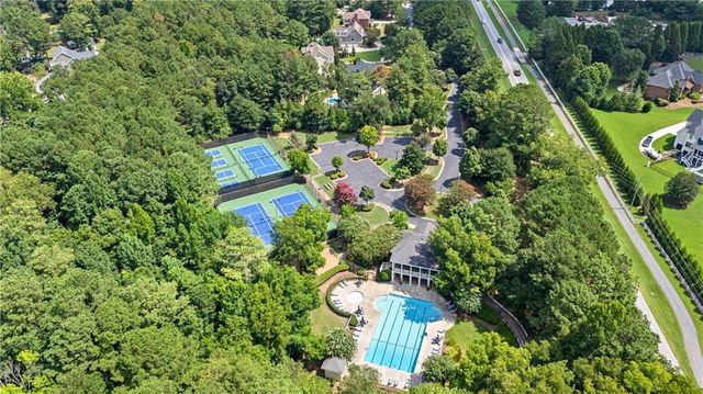 180 Ashborough Park, Fayetteville, GA 30215