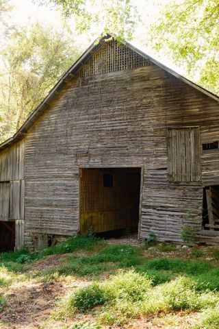 3685 Martin Ervin Rd, Santa Fe, TN 38482