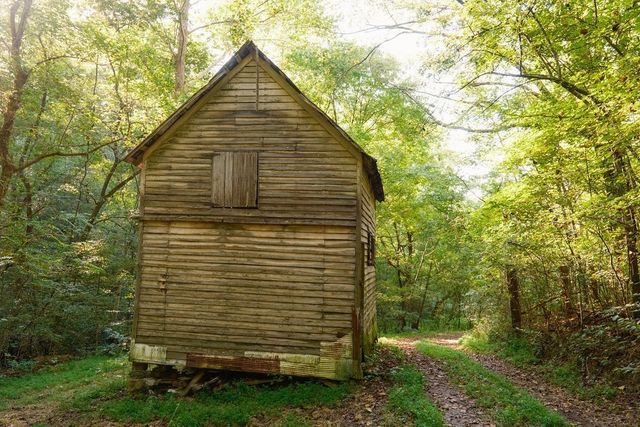 3685 Martin Ervin Rd, Santa Fe, TN 38482