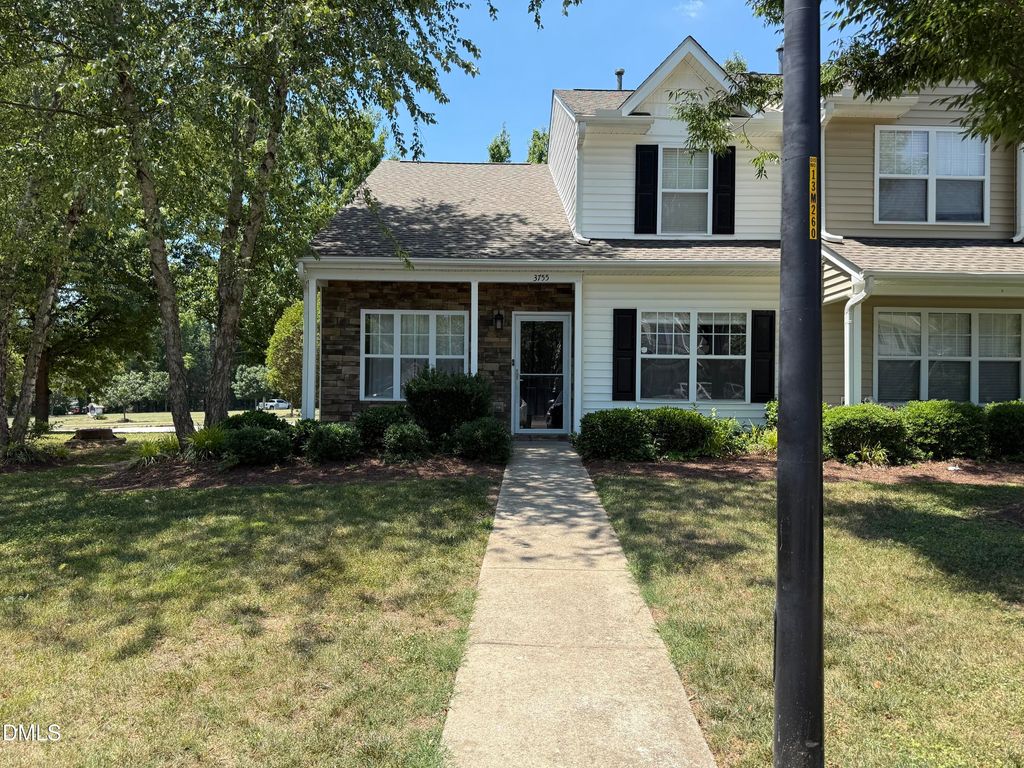 3755 Bison Hill Lane, Raleigh, NC 27604