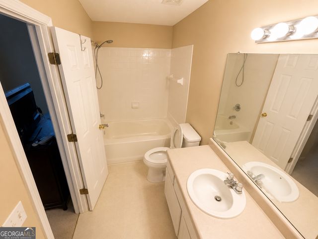 71 Berkeley Place, Cartersville, GA 30121