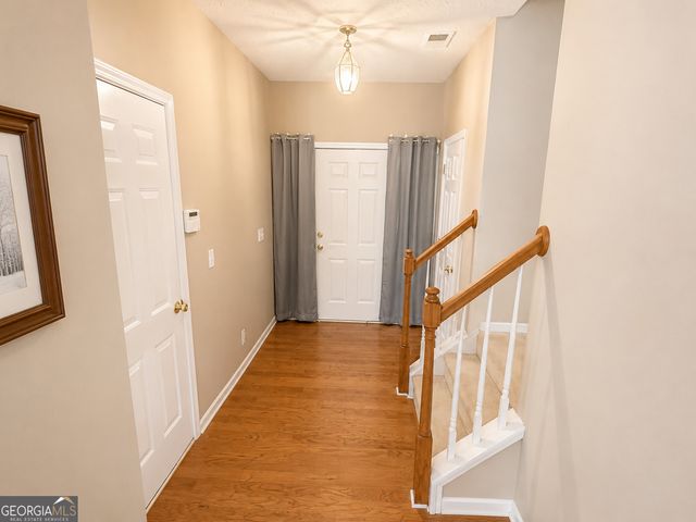 71 Berkeley Place, Cartersville, GA 30121