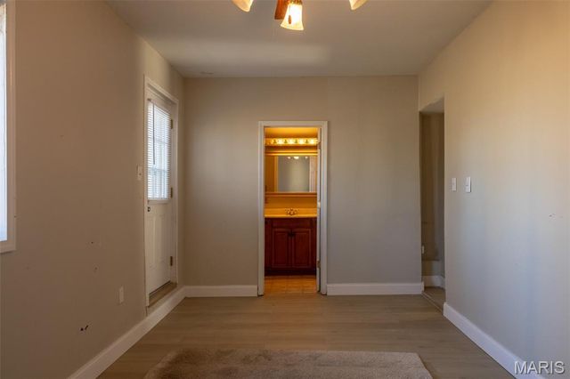 147 Elmgrove Avenue, Hazelwood, MO 63042