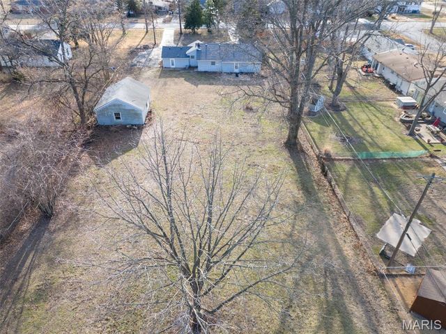 147 Elmgrove Avenue, Hazelwood, MO 63042