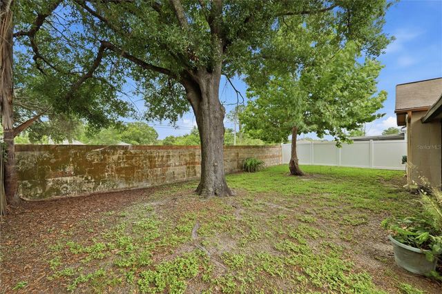 1723 TARAH TRACE DRIVE, Brandon, FL 33510
