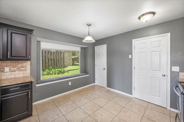 3520 Sweet Wood, Bedford, TX 76021