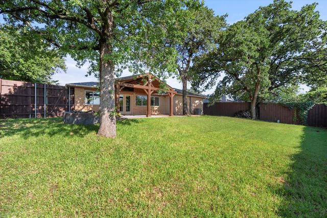 3520 Sweet Wood, Bedford, TX 76021