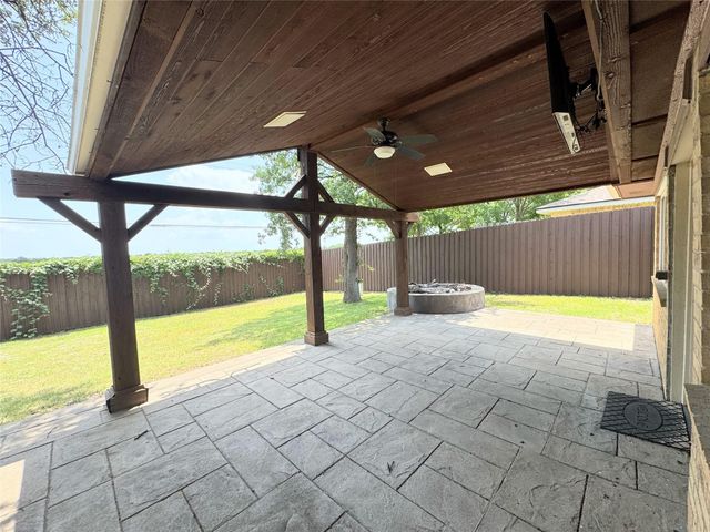 3520 Sweet Wood, Bedford, TX 76021