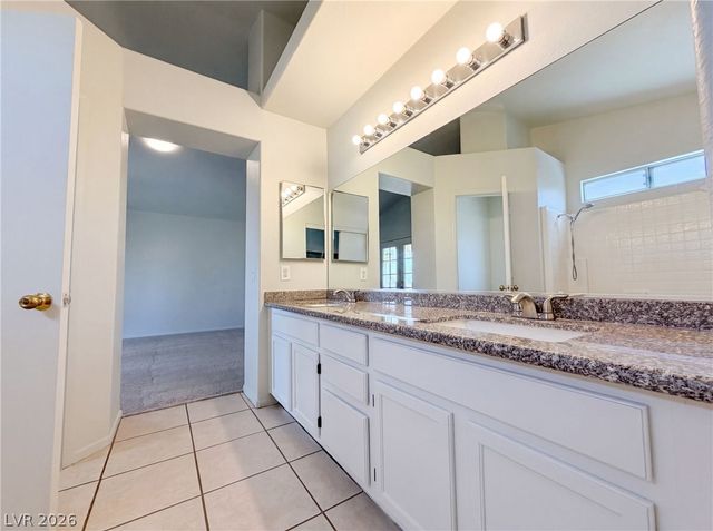9328 Chilly Pond Avenue, Las Vegas, NV 89129