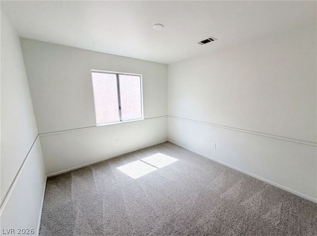 9328 Chilly Pond Avenue, Las Vegas, NV 89129