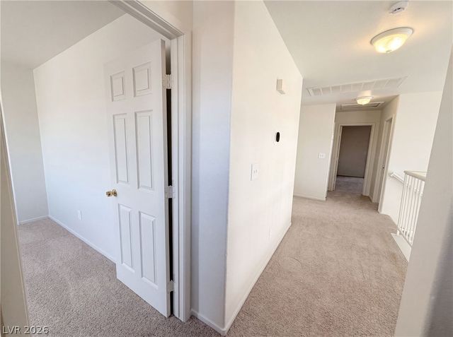 9328 Chilly Pond Avenue, Las Vegas, NV 89129