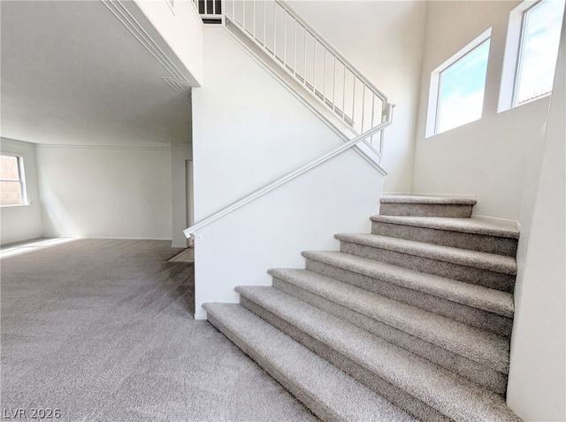 9328 Chilly Pond Avenue, Las Vegas, NV 89129