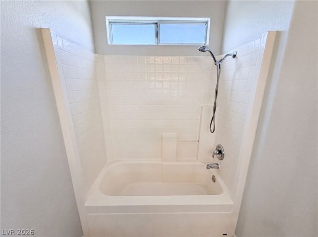 9328 Chilly Pond Avenue, Las Vegas, NV 89129