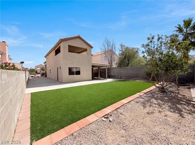 9328 Chilly Pond Avenue, Las Vegas, NV 89129