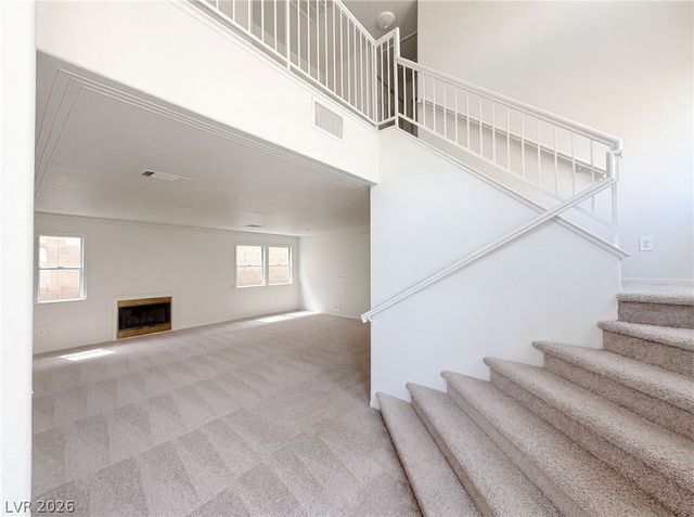 9328 Chilly Pond Avenue, Las Vegas, NV 89129