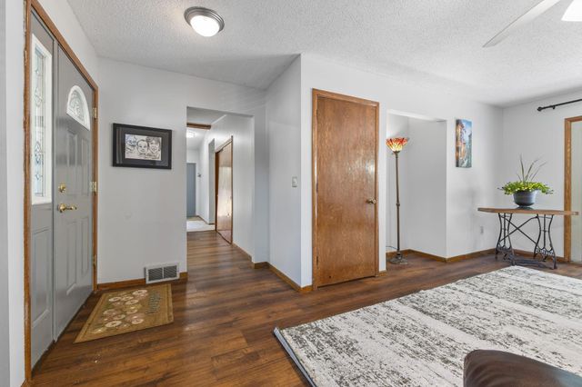 8555 Medicine Lake Road, Golden Valley, MN 55427