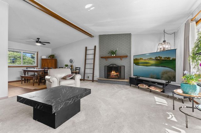 8555 Medicine Lake Road, Golden Valley, MN 55427