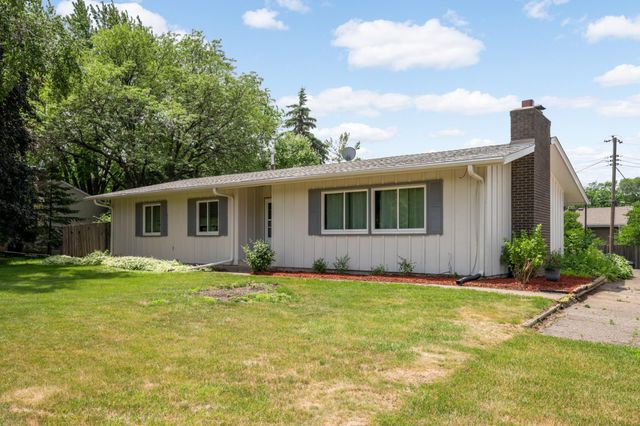 8555 Medicine Lake Road, Golden Valley, MN 55427