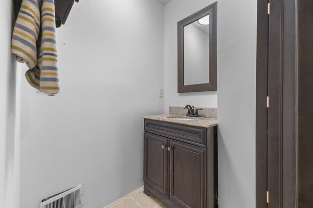 8555 Medicine Lake Road, Golden Valley, MN 55427
