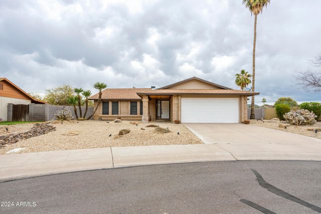 302 W Shawnee Drive, Chandler, AZ 85225