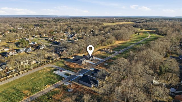 115 Sagewood Drive, Tullahoma, TN 37388