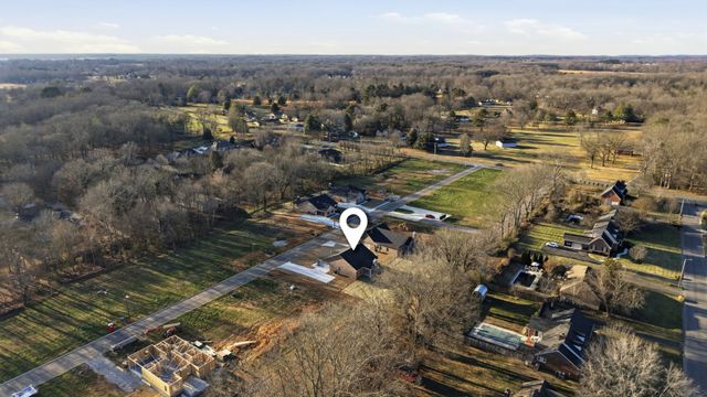 115 Sagewood Drive, Tullahoma, TN 37388