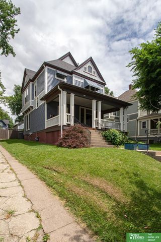 1109 S 33 Street, Omaha, NE 68105