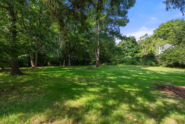 7-A Upper Beacon Street, Maynard, MA 01754