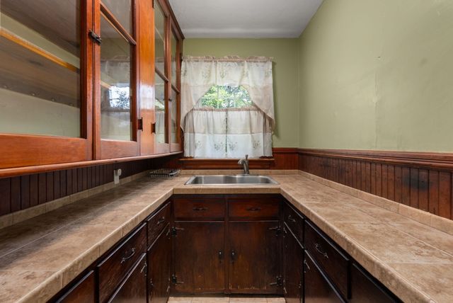 7-A Upper Beacon Street, Maynard, MA 01754