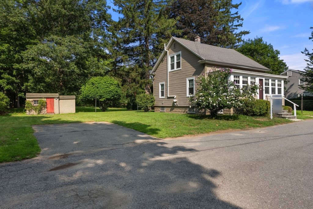 7-A Upper Beacon Street, Maynard, MA 01754