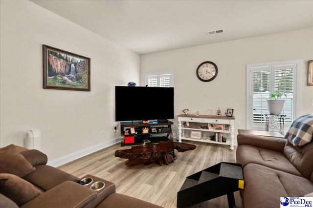 1167 Sanctuary ln, Florence, SC 29501