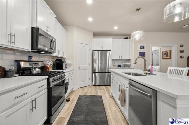 1167 Sanctuary ln, Florence, SC 29501