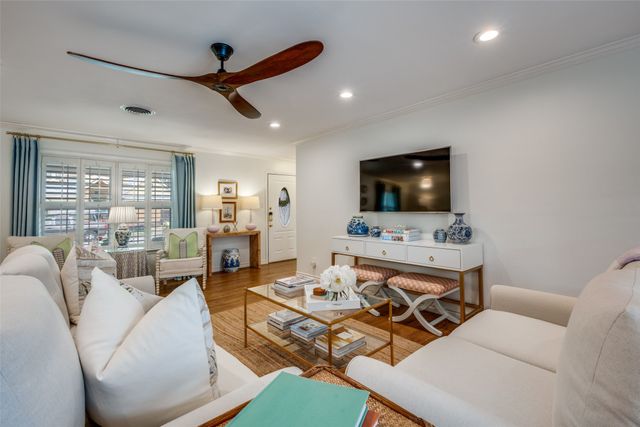 7022 Bucknell Drive, Dallas, TX 75214