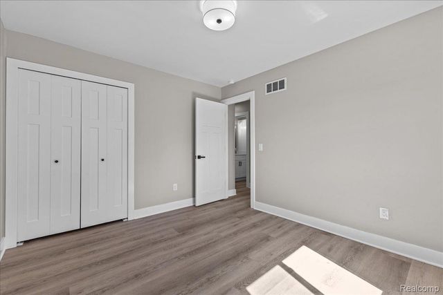 50192 Salisbury, Chesterfield Township, MI 48047