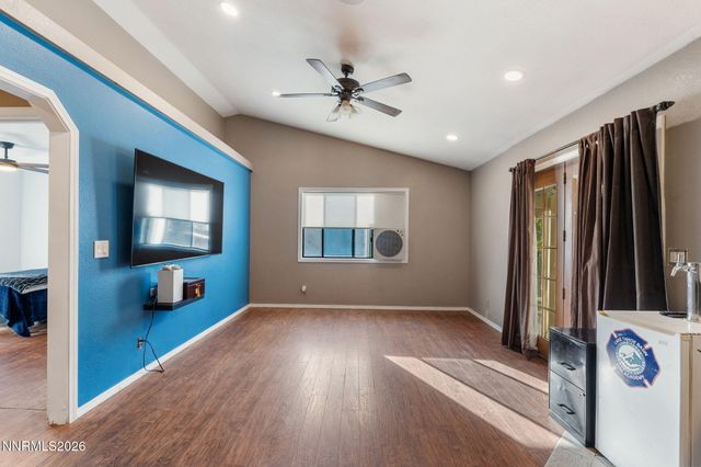 194 White Rose Drive, Sparks, NV 89441