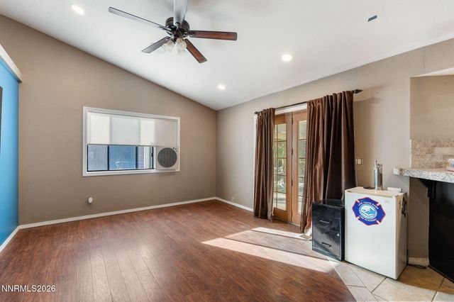 194 White Rose Drive, Sparks, NV 89441