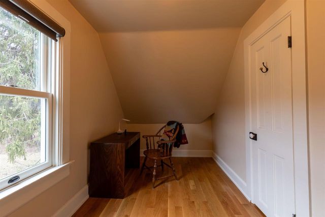 4989 N Ford Road, Scales Mound, IL 61075