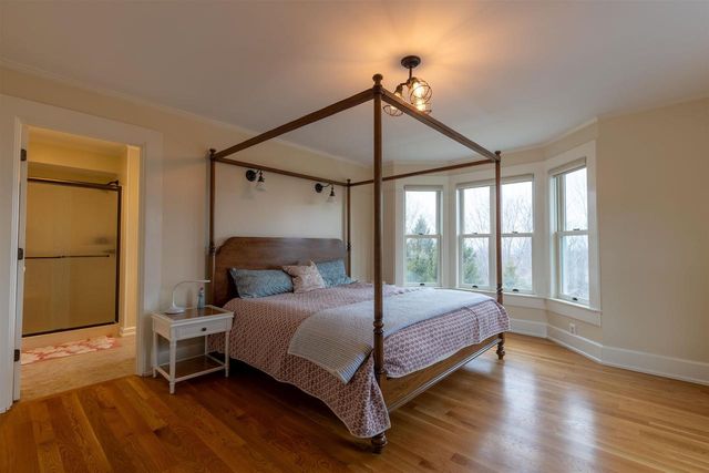 4989 N Ford Road, Scales Mound, IL 61075