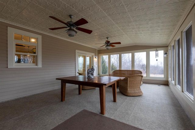 4989 N Ford Road, Scales Mound, IL 61075