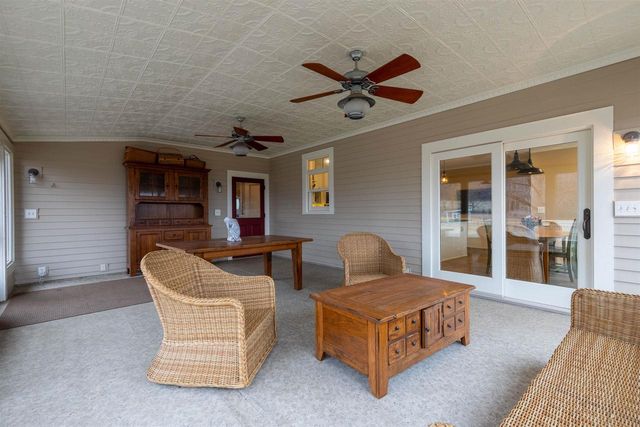 4989 N Ford Road, Scales Mound, IL 61075